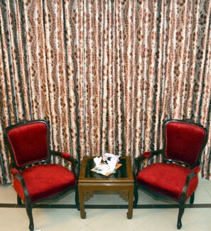 Standard Double or Twin Room | Interior - New Shelton House (Islamabad)