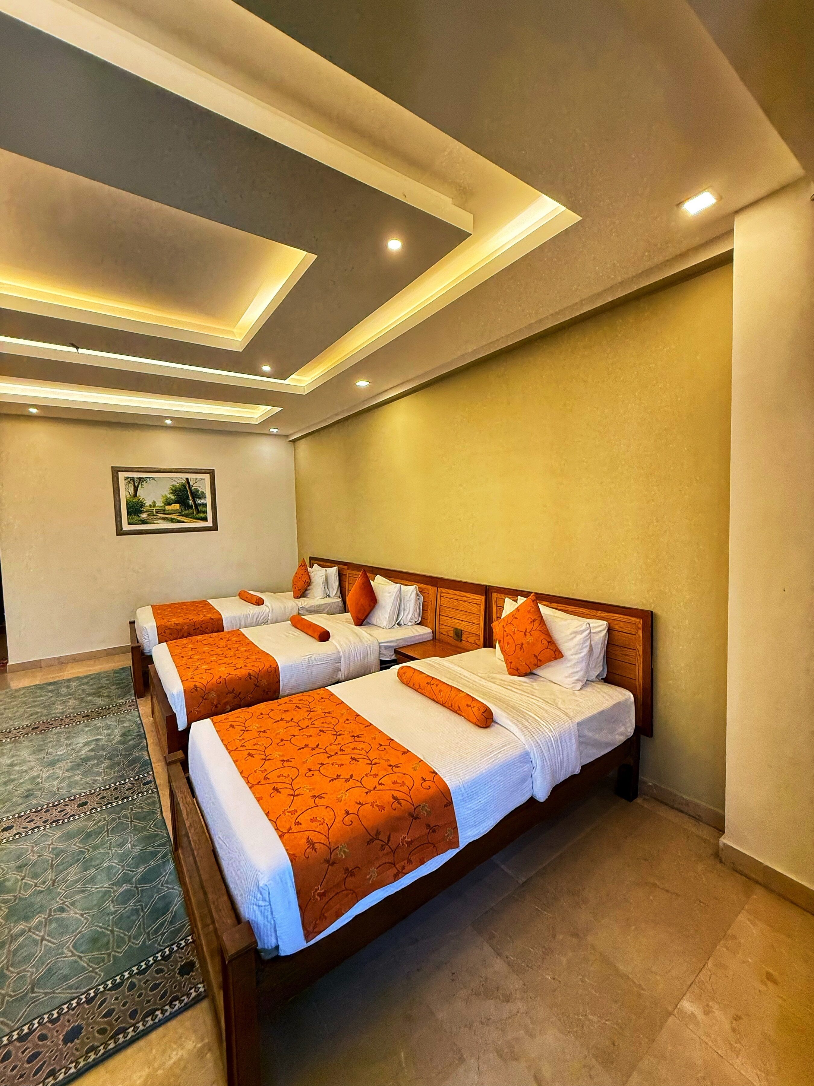 Photo - Grand Islamabad Hotel