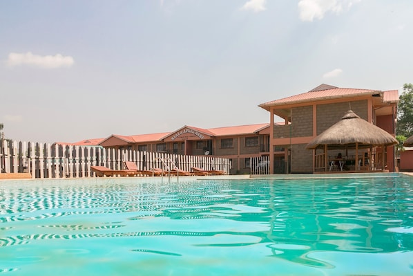Piscine extérieure