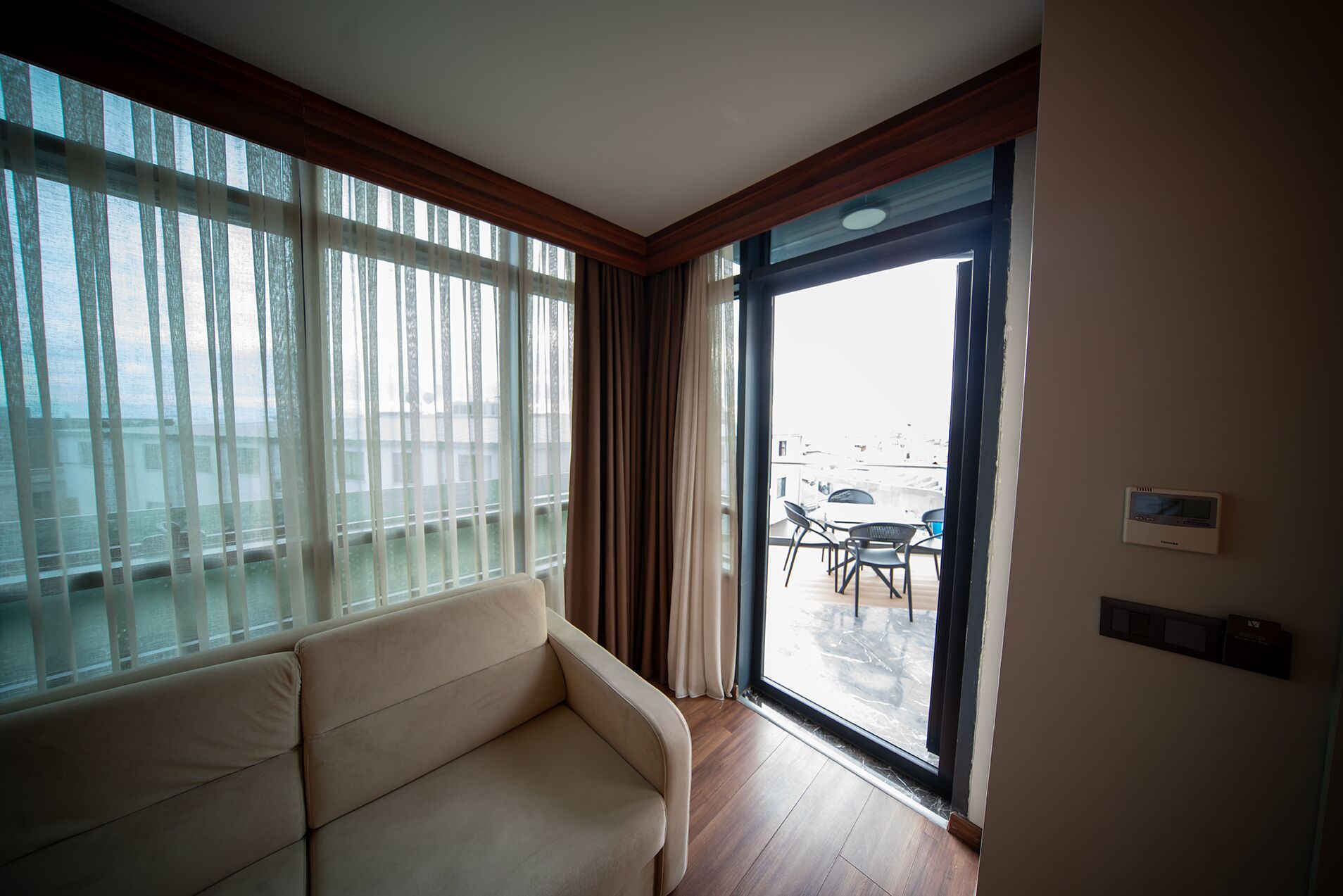 Photo - Golden Royal Hotel