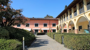 Exterior detail - Desenzanoloft – Lo Chalet di Marilù (Desenzano del Garda)