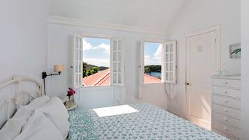 Superior Room, 1 King Bed, Harbor View | Premium bedding, in-room safe, individually decorated