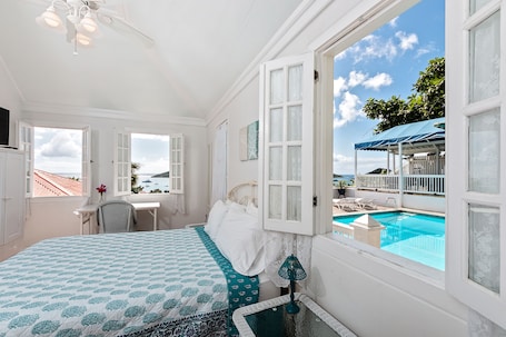 Superior Room, 1 King Bed, Harbour View