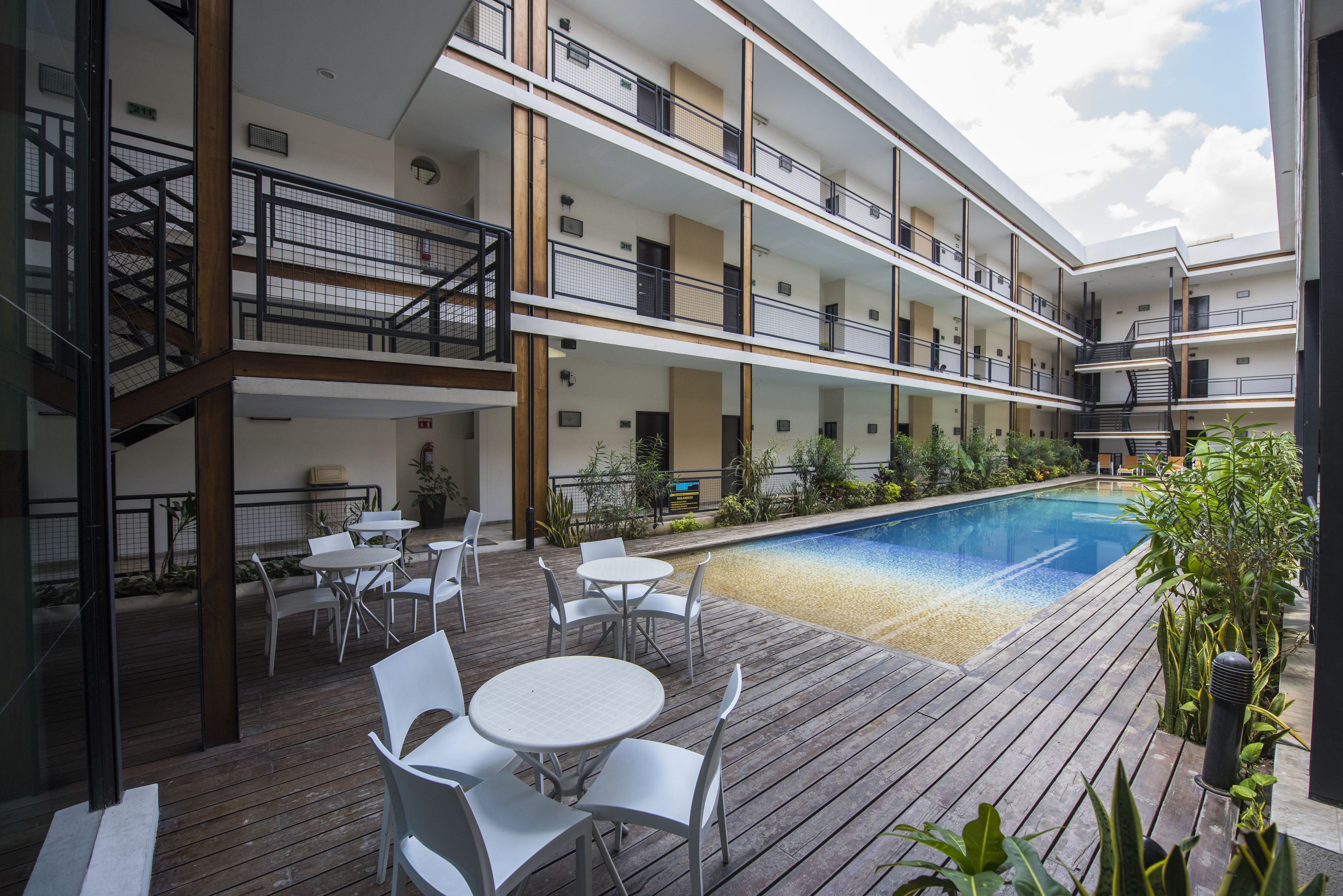 outdoor pool, pool loungers