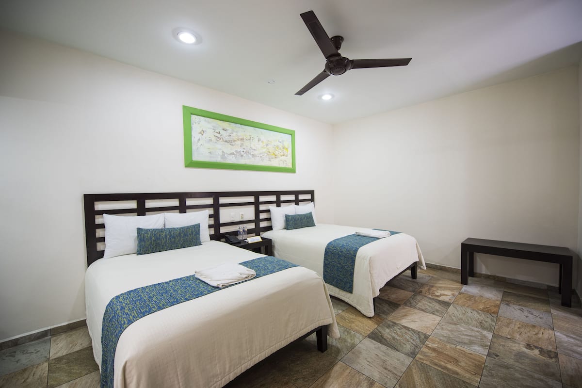 Comfort Quadruple Room | Premium bedding, minibar, in-room safe, desk