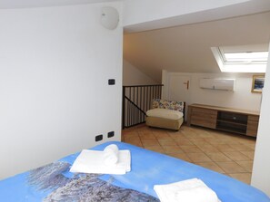 1 bedroom, soundproofing, free WiFi, bed sheets - Residenza Meeting (Verona)