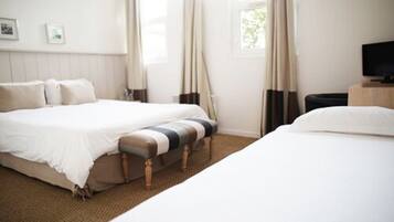 Habitación doble superior | Caja de seguridad en la habitación y decoración personalizada