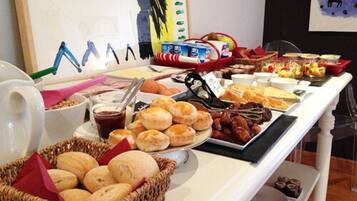 Daily buffet breakfast (EUR 14 per person)