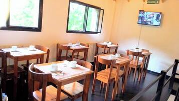 Desayuno completo incluido todos los días