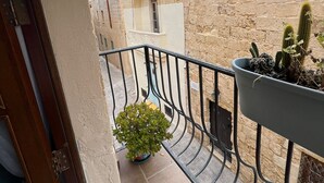 Kamar Keluarga, balkon | Balkon