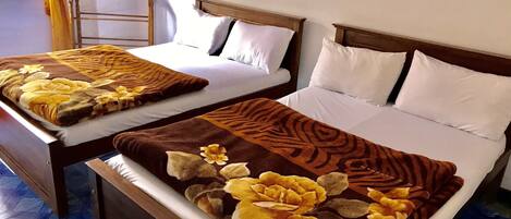 家庭房 | 免费 WiFi