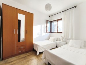 2 soverom, strykejern/-brett, wi-fi (inkludert) og sengetøy