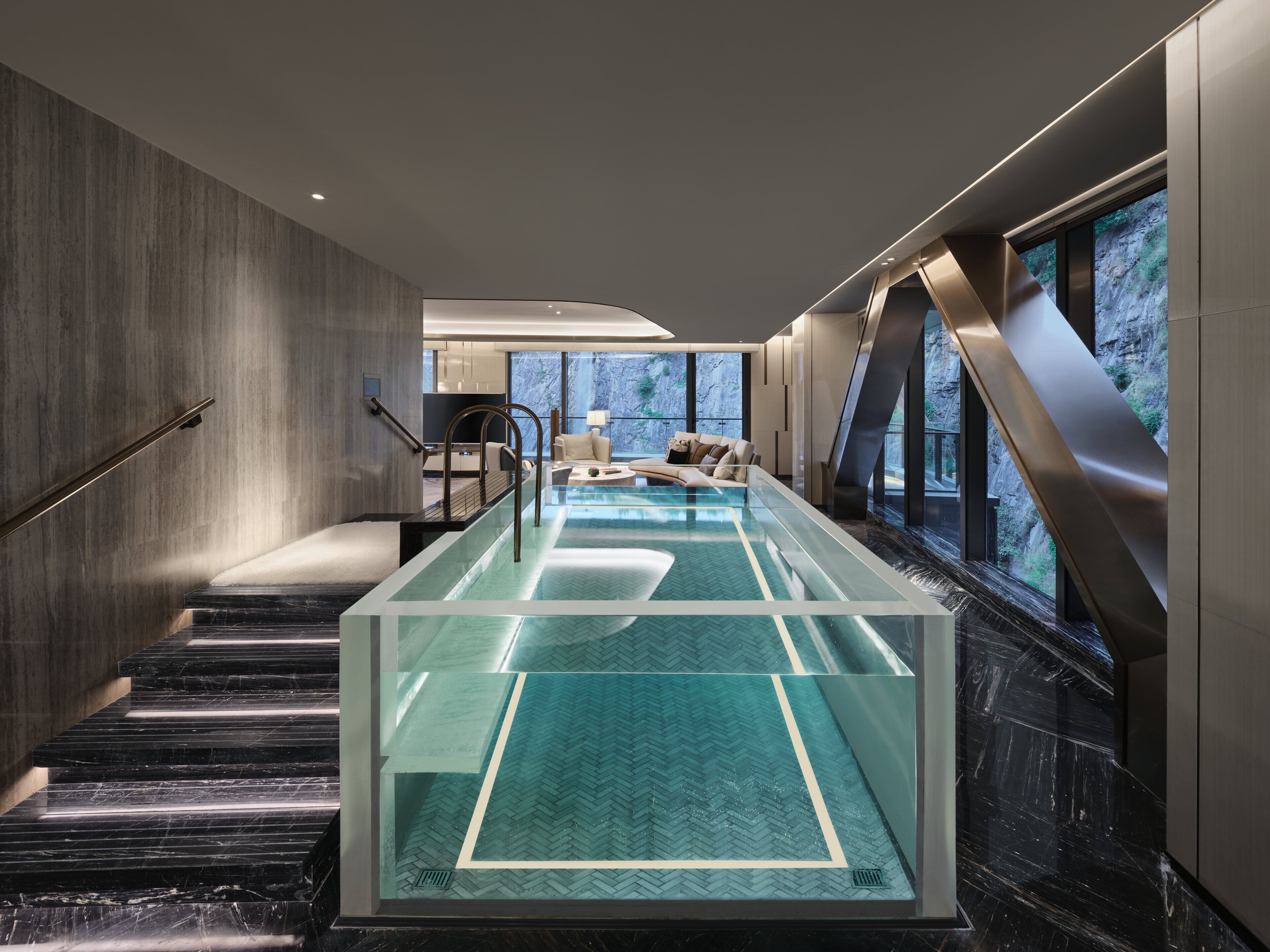 1 bedroom, premium bedding, memory-foam beds, free minibar