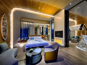 1 bedroom, premium bedding, memory-foam beds, free minibar - InterContinental Shanghai Wonderland by IHG (Shanghai)