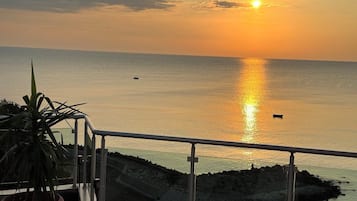 Panoramic Apartment, 1 Bedroom, Hot Tub | Terrace/patio