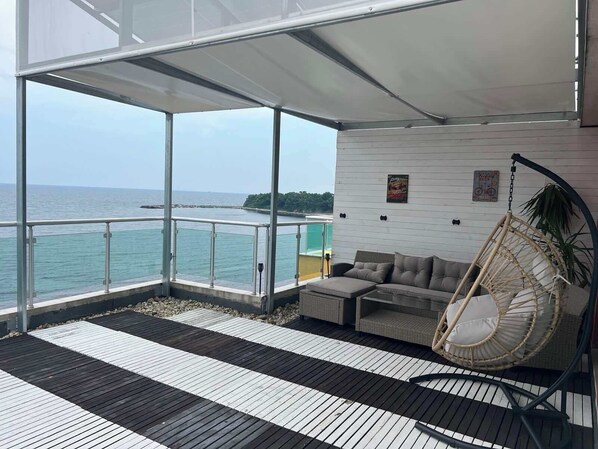Panoramic-Apartment, 1 Schlafzimmer, Whirlpool | Terrasse/Patio