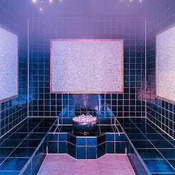 Couples treatment rooms, body treatments, hot stone massages