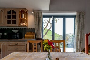 村舍, 3 间卧室, 海景, 花园 | 私人厨房