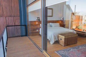 Ropa de cama de alta calidad y minibar