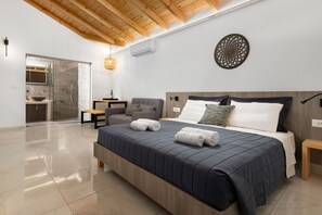 1 室のベッドルーム、セーフティボックス (室内)、客室ごとに異なる装飾、客室ごとに異なるインテリア