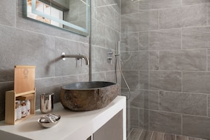 Junior Suite, Balcony | Bathroom | Shower, free toiletries, hair dryer, slippers