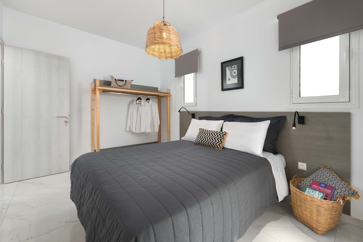 1 Schlafzimmer, Zimmersafe, individuell dekoriert