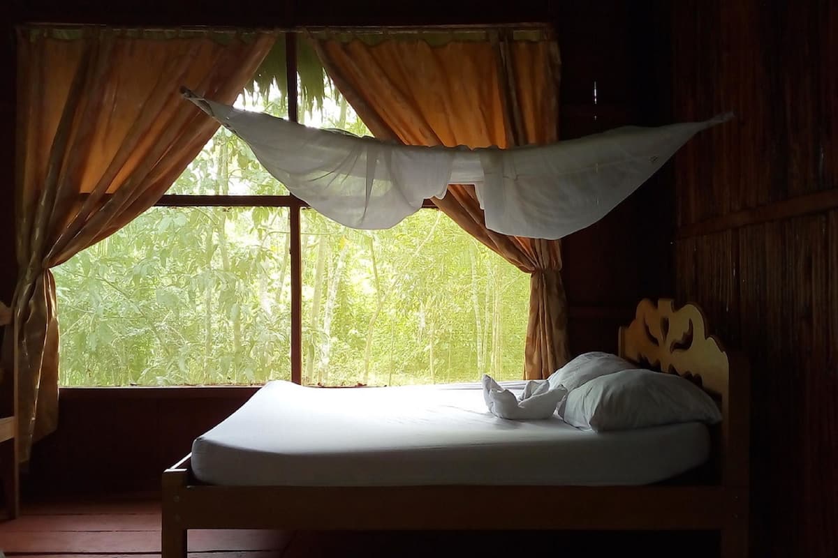 Panoramic dubbelrum - 1 queensize-säng | Duntäcken, gratis barnsängar och sängkläder