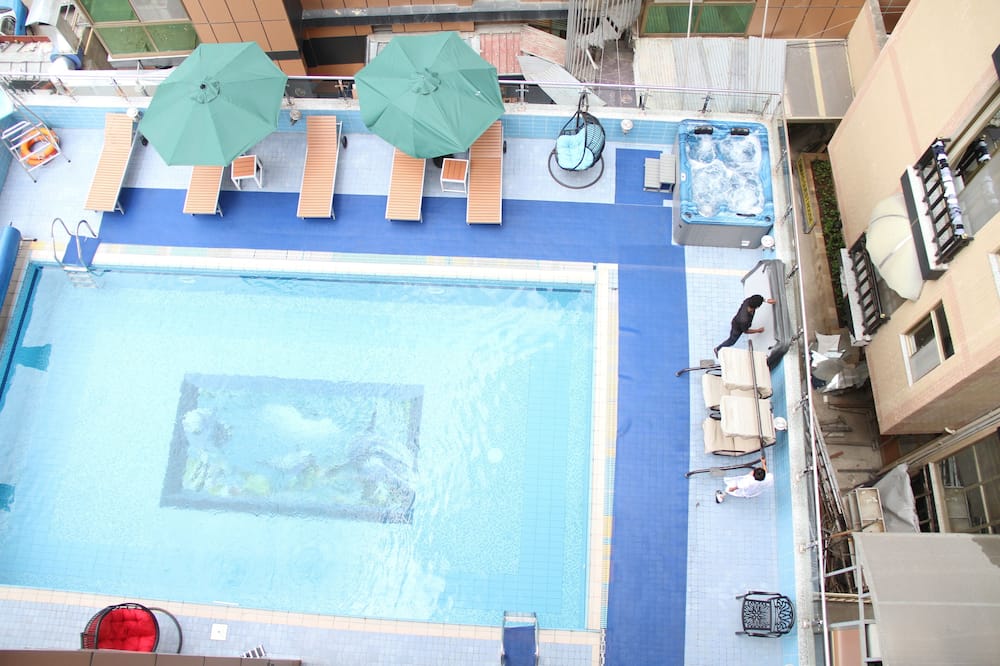 Emmad Apartment Hotel