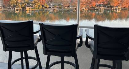 Premium Lake Austin Lakeside Bedrooms. 6 Hole Mini Golf Course and Waterfall