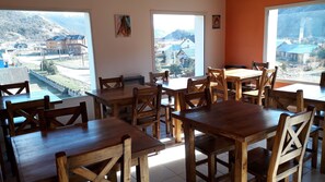 Free buffet breakfast - Hosteria Tranqueras de El Chalten (El Chalten)