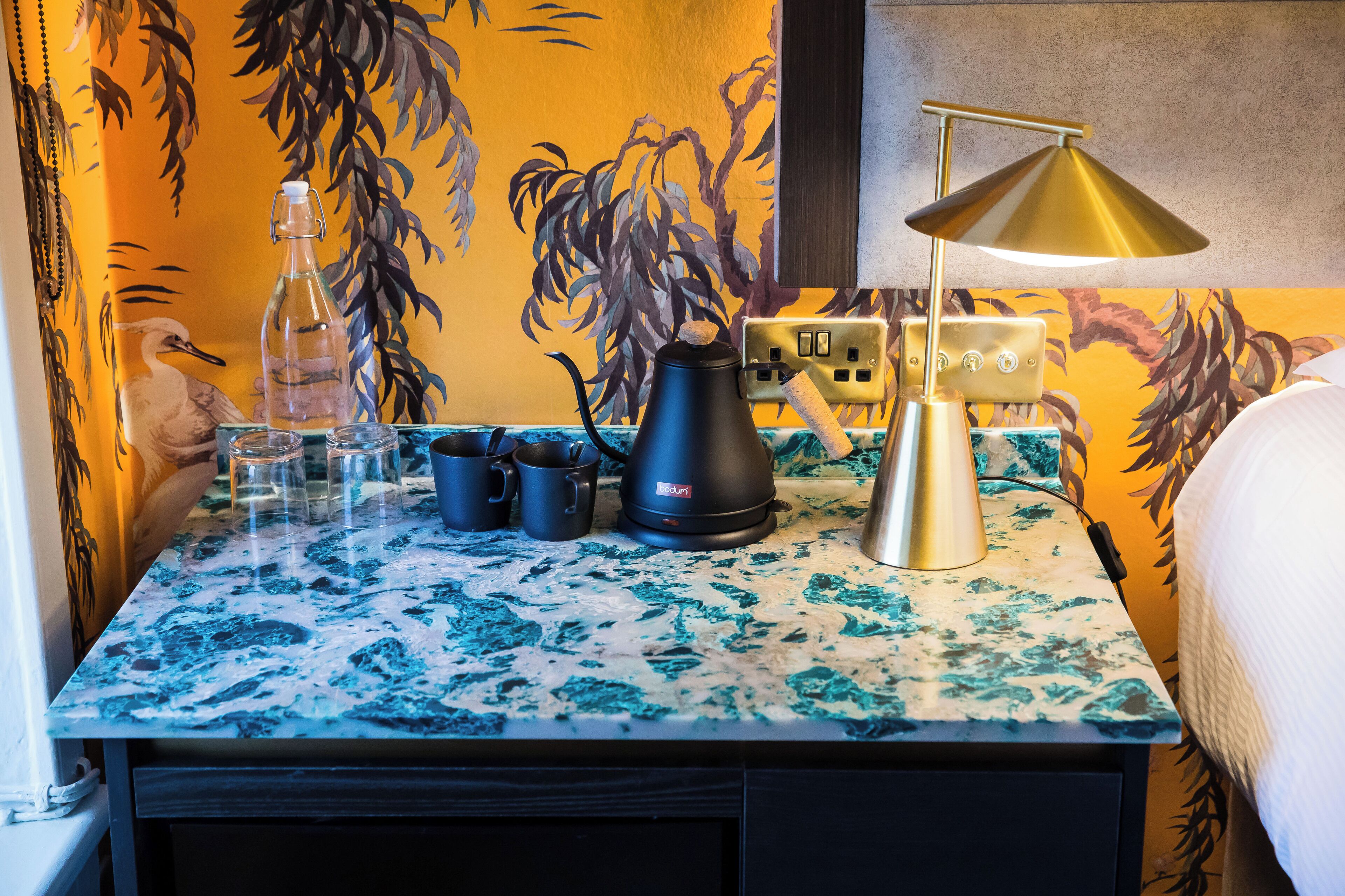 classic room (aysgarth) - private bathroom | soundproofing, iron/ironing board, free wifi, bed sheets