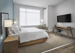 Room, 1 King Bed | 1 bedroom, in-room safe, desk, laptop workspace