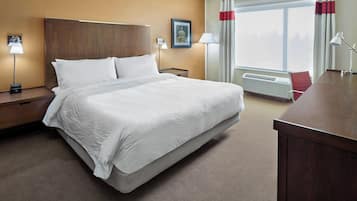 Habitació tradicional, 1 llit de matrimoni gran, no fumadors | 1 dormitori, roba de llit d'alta qualitat i caixa forta a l'habitació