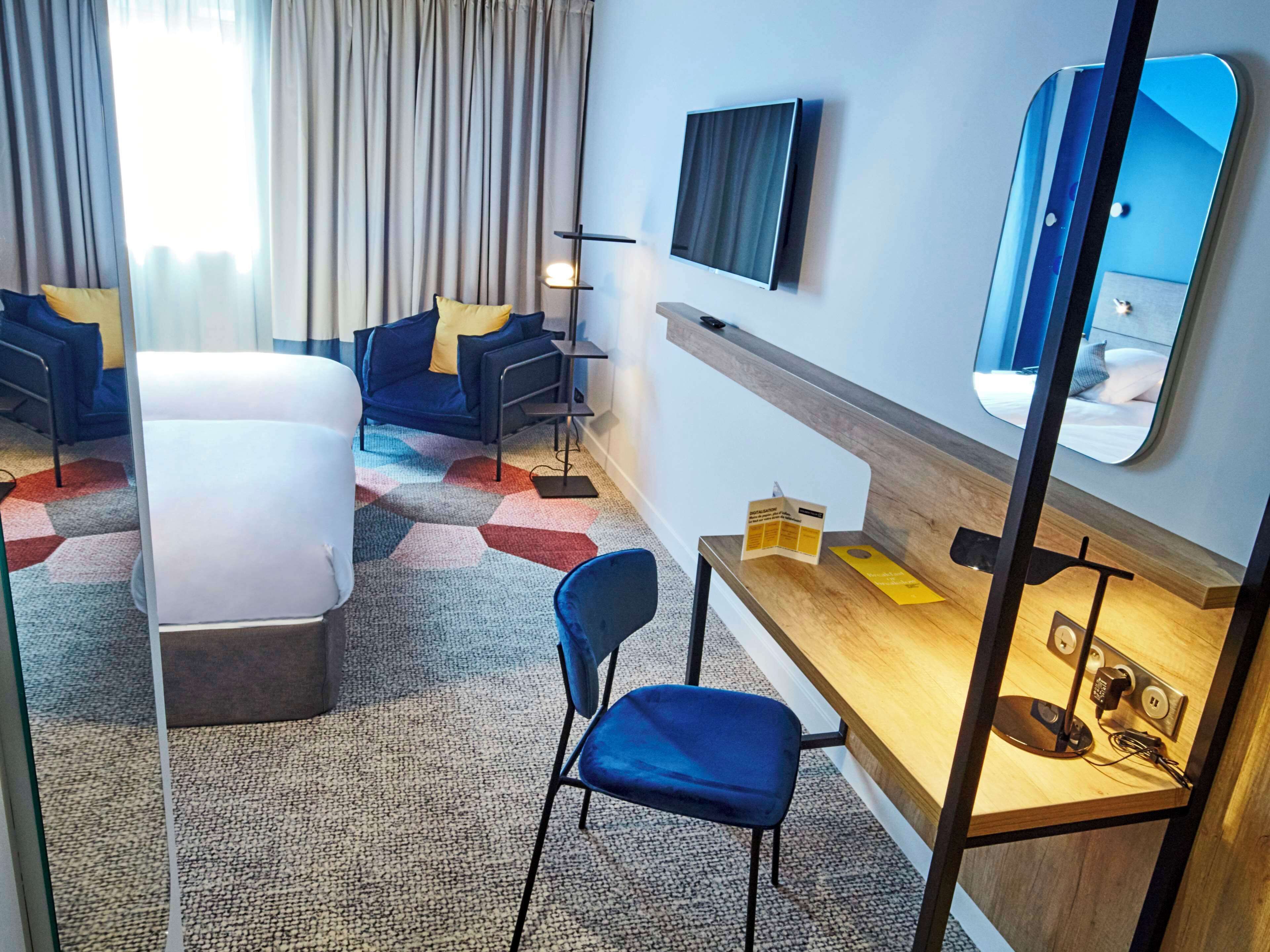 superior room | premium bedding, minibar, in-room safe, desk