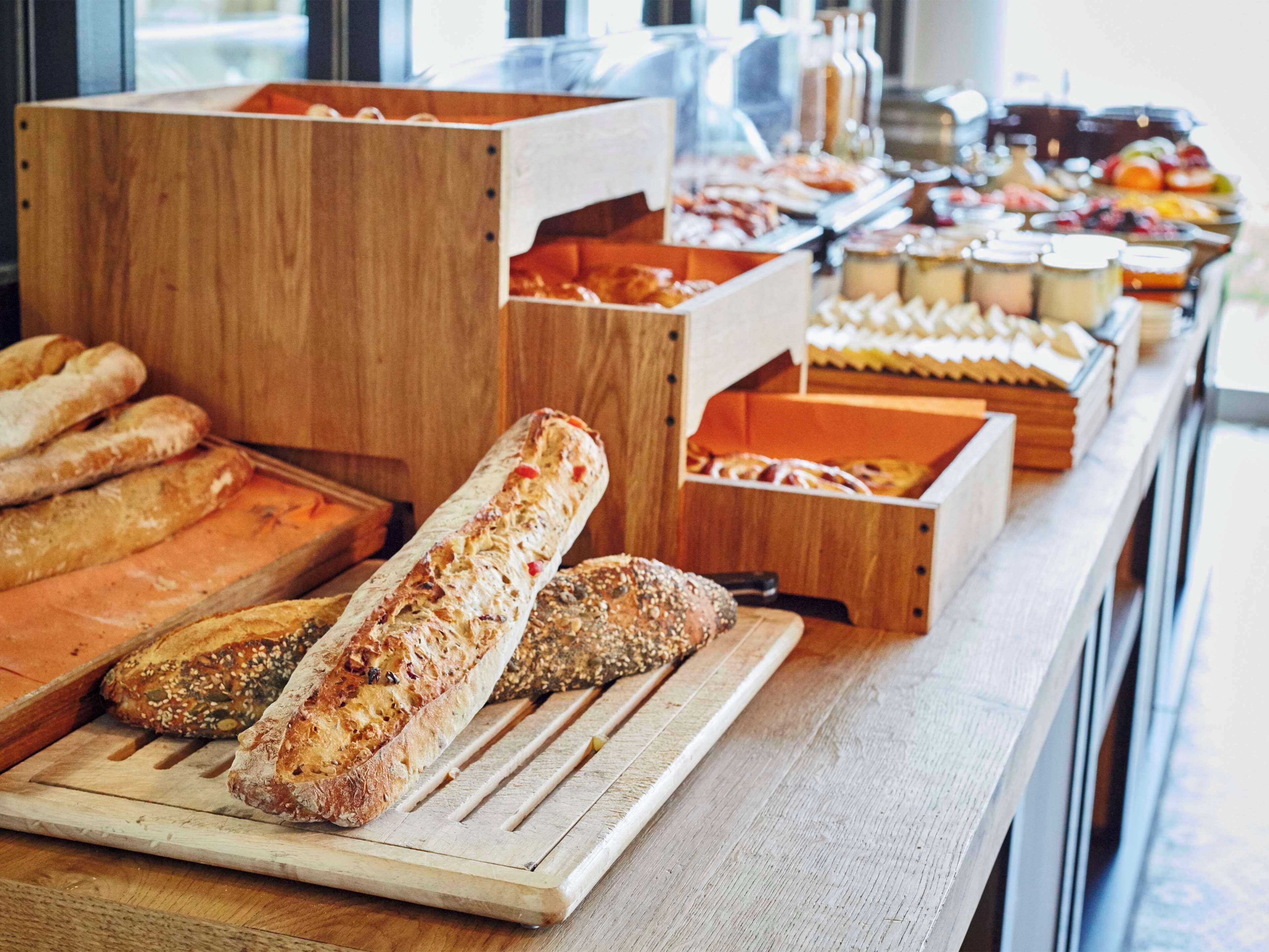 daily continental breakfast (eur 21 per person)