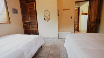 Vila conforto, 2 quartos, para não fumantes | 2 quartos, individualmente decorados, individualmente mobiliados