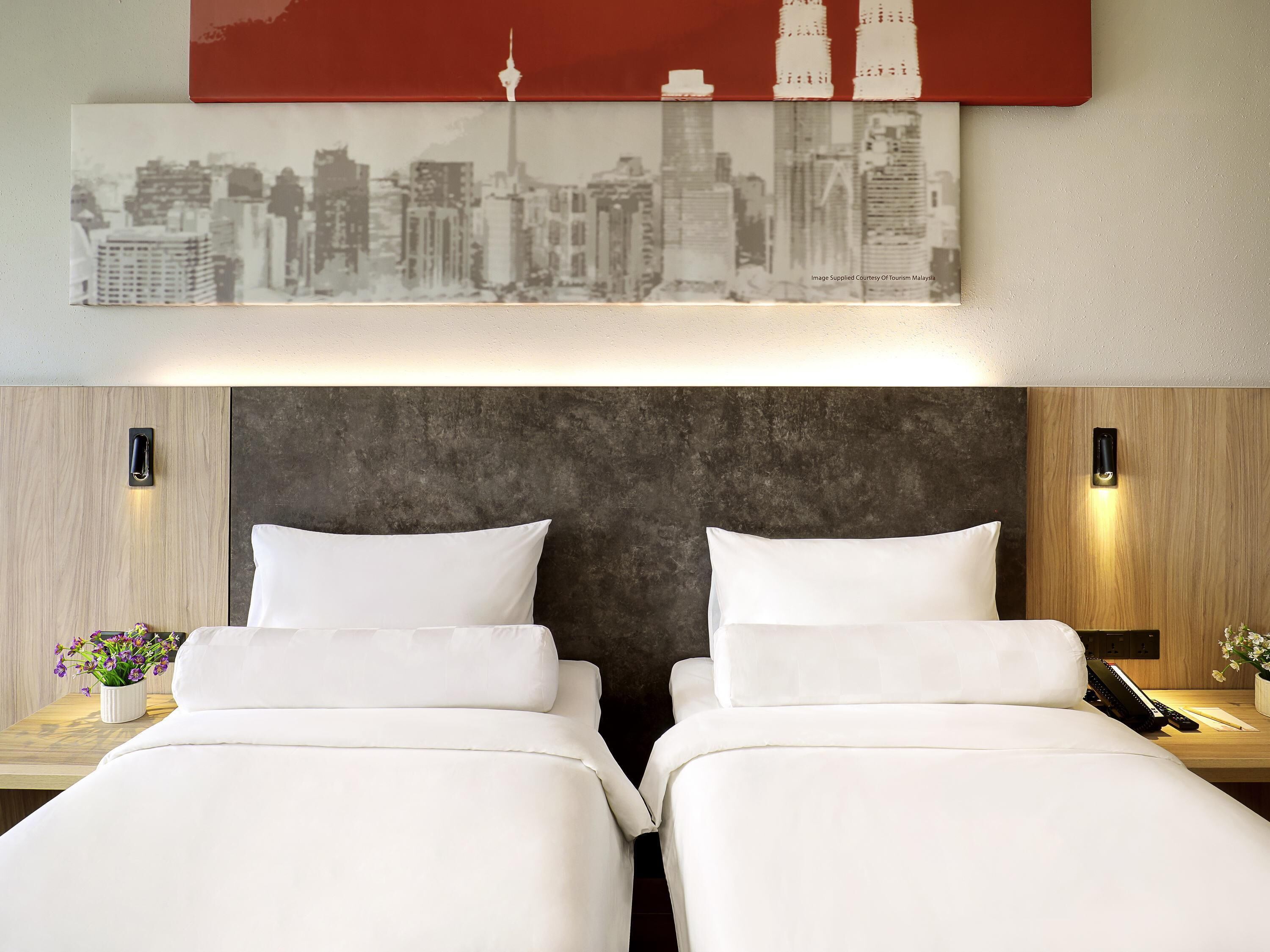 Hypo-allergenic bedding, minibar, in-room safe, desk