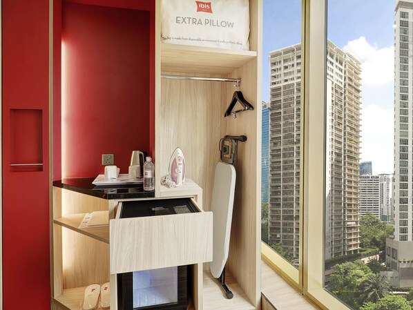 Hypo-allergenic bedding, minibar, in-room safe, desk - Ibis Kuala Lumpur City Centre Hotel (Kuala Lumpur)