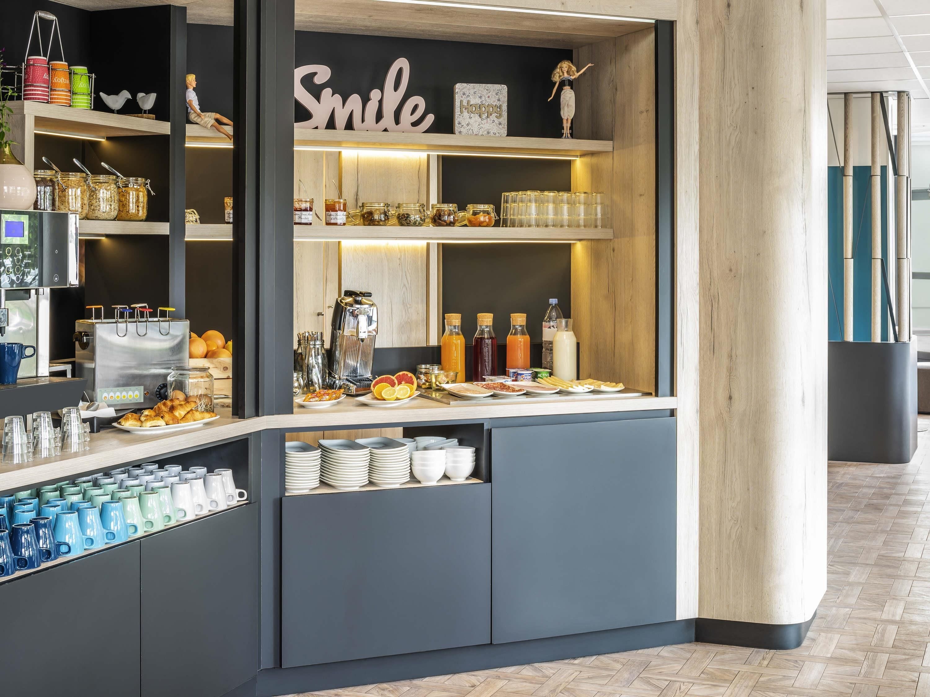 Dagelijks ontbijtbuffet (EUR 11 per persoon)