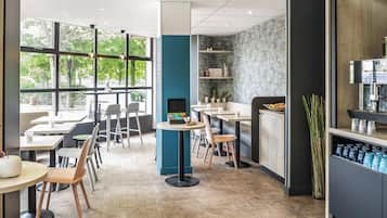 Daily buffet breakfast (EUR 11 per person)