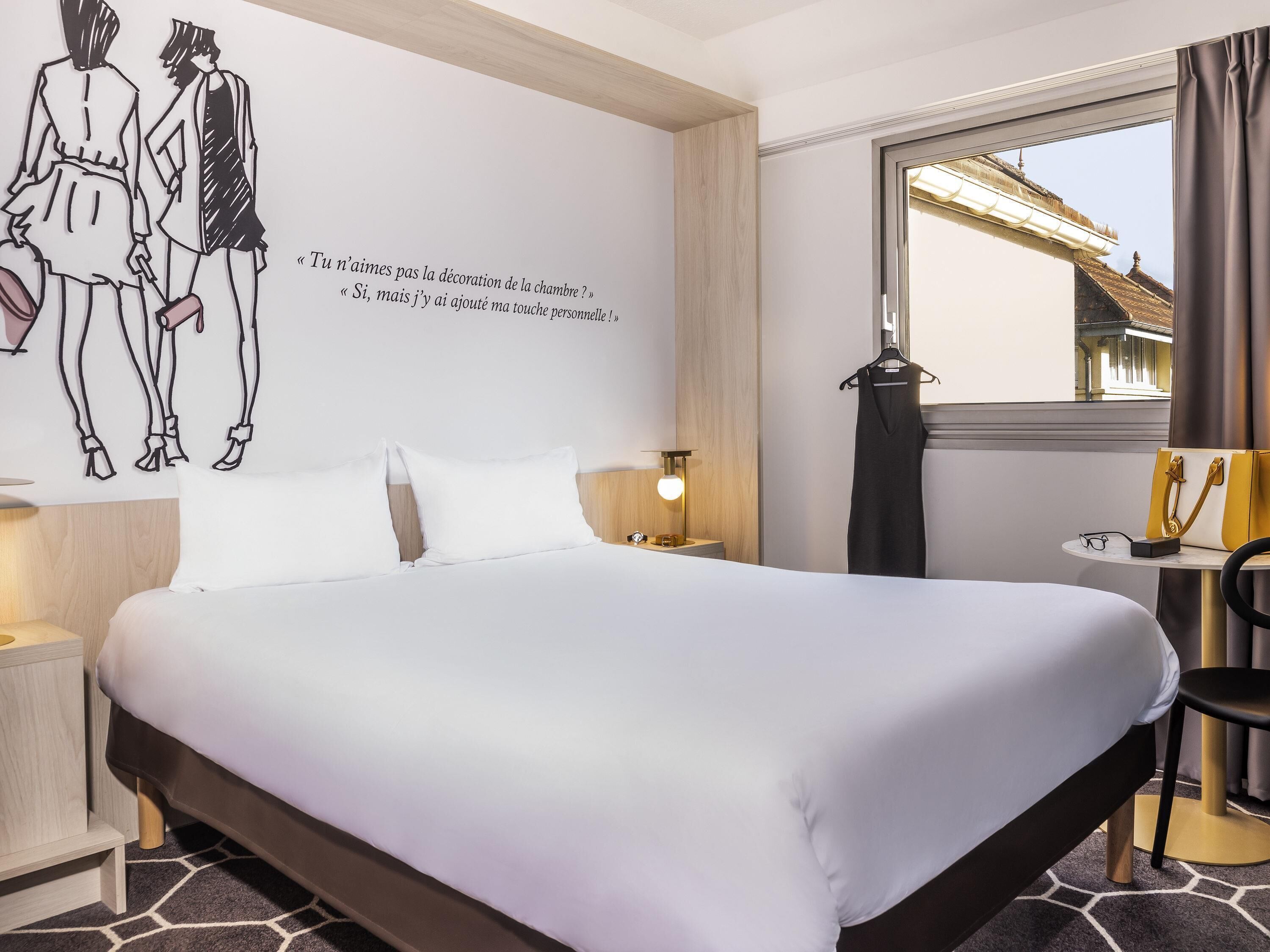 Premium bedding, desk, blackout curtains, soundproofing