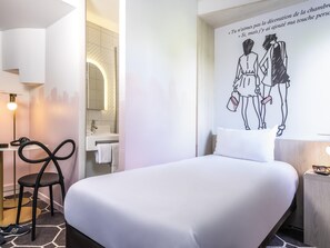 2 chambres, literie de qualité supérieure, bureau, rideaux occultants