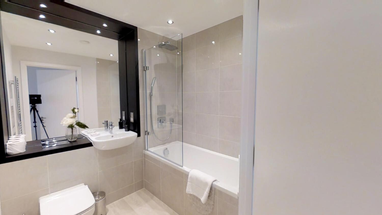 Apartment, 2 Double Beds, City View | Bathroom | Combined shower/bathtub, hair dryer, towels, soap