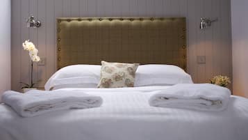 1-Bedroom Lodge (Seton) | 1 bedroom, premium bedding, soundproofing, iron/ironing board