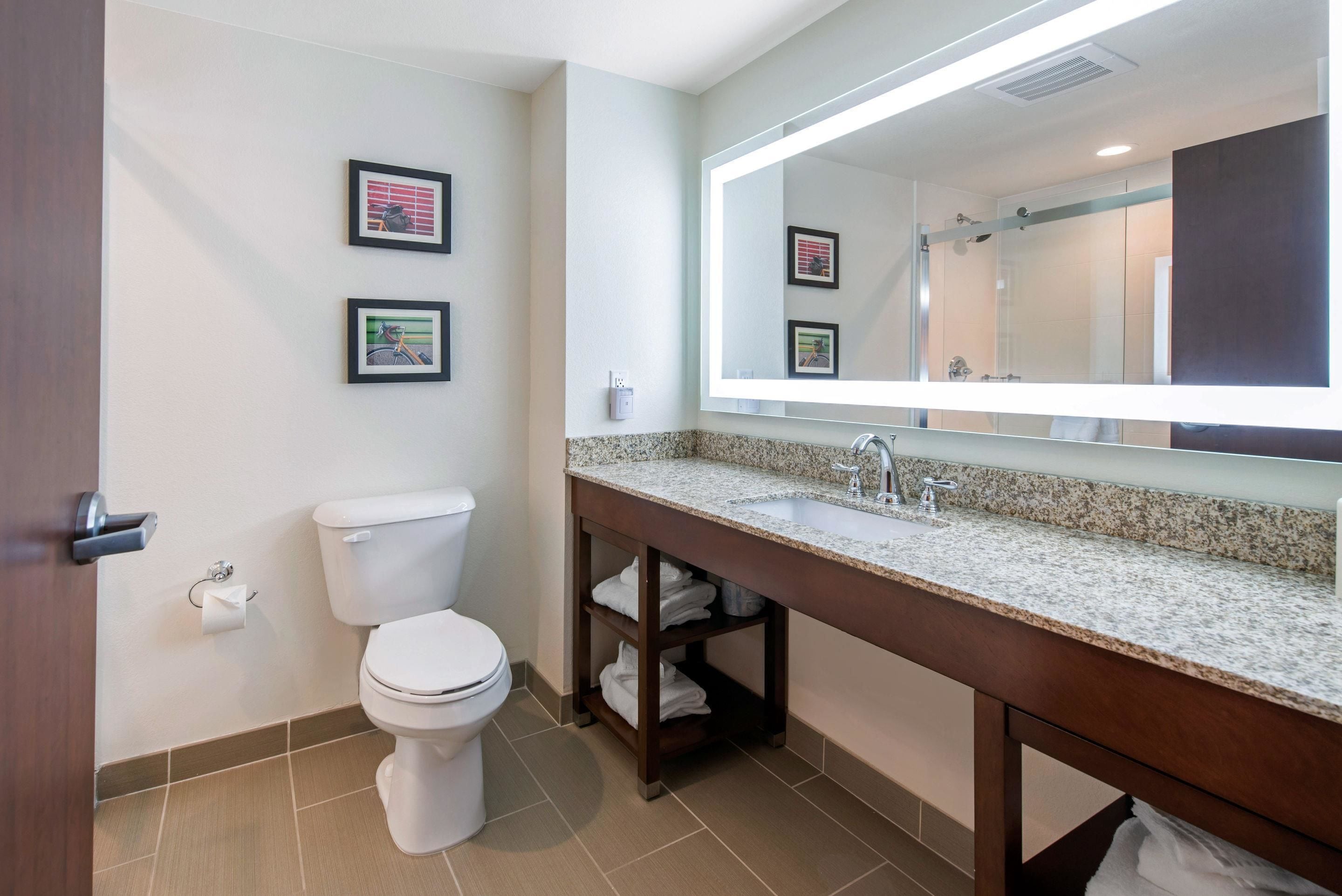 Photo - Comfort Suites Denver International Airport