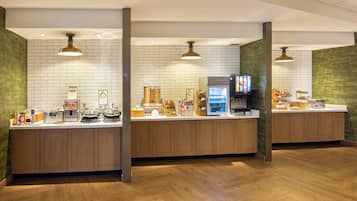 Frokostbuffé er inkludert hver dag