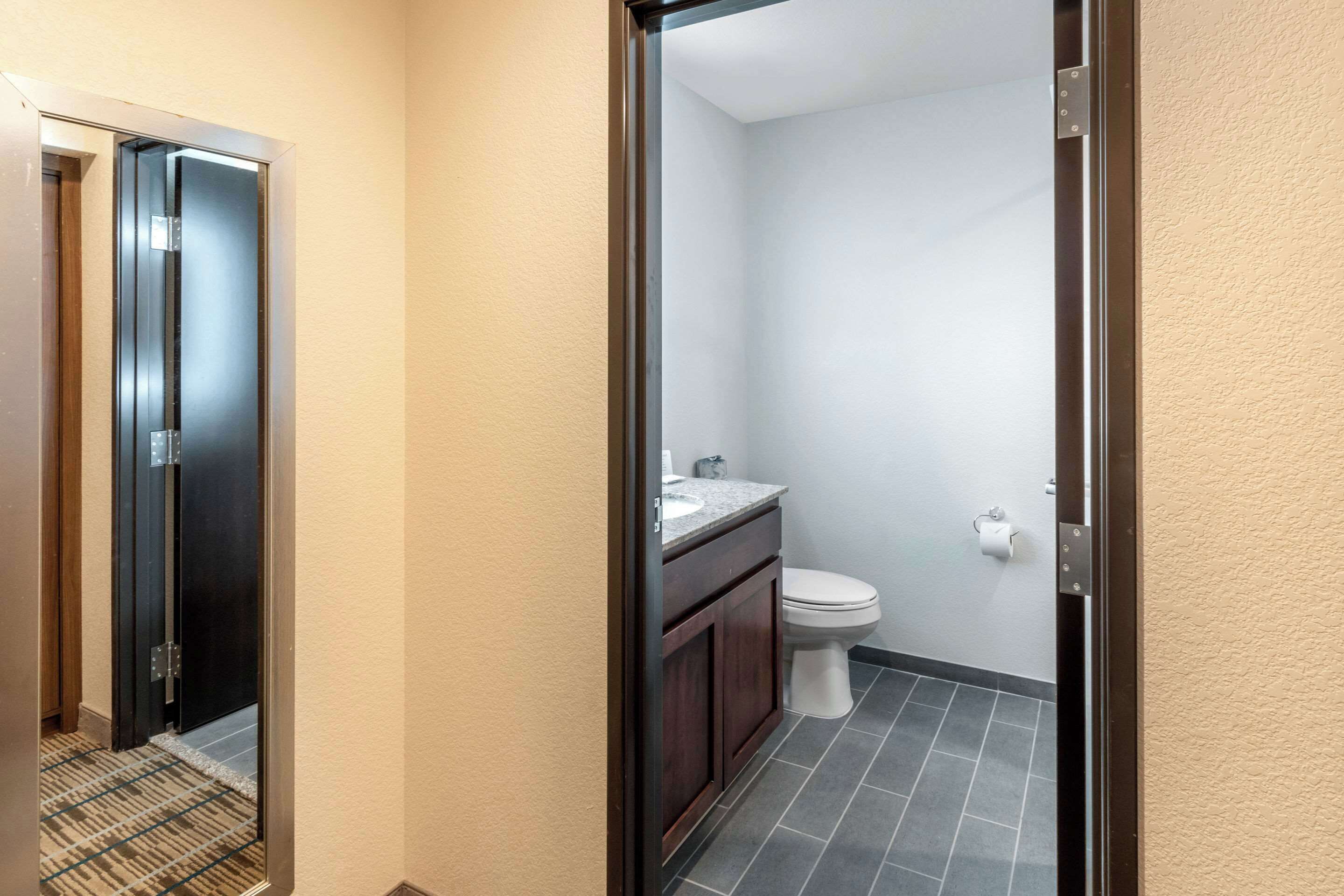 Photo - MainStay Suites Denver International Airport
