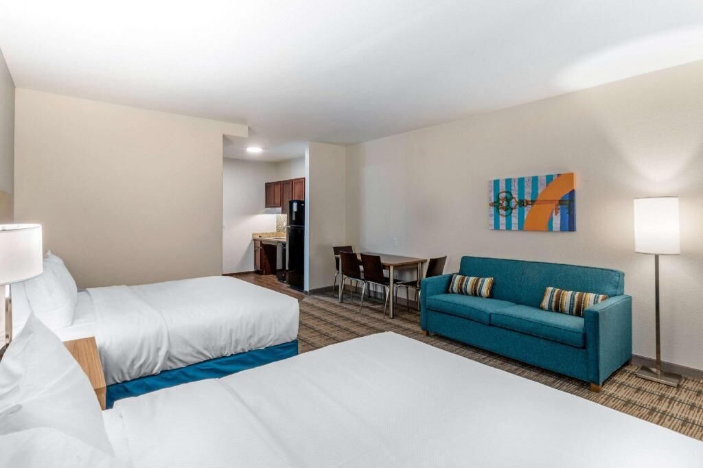 1 bedroom, laptop workspace, blackout curtains, iron/ironing board