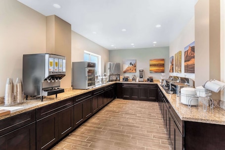 Desayuno buffet incluido todos los días