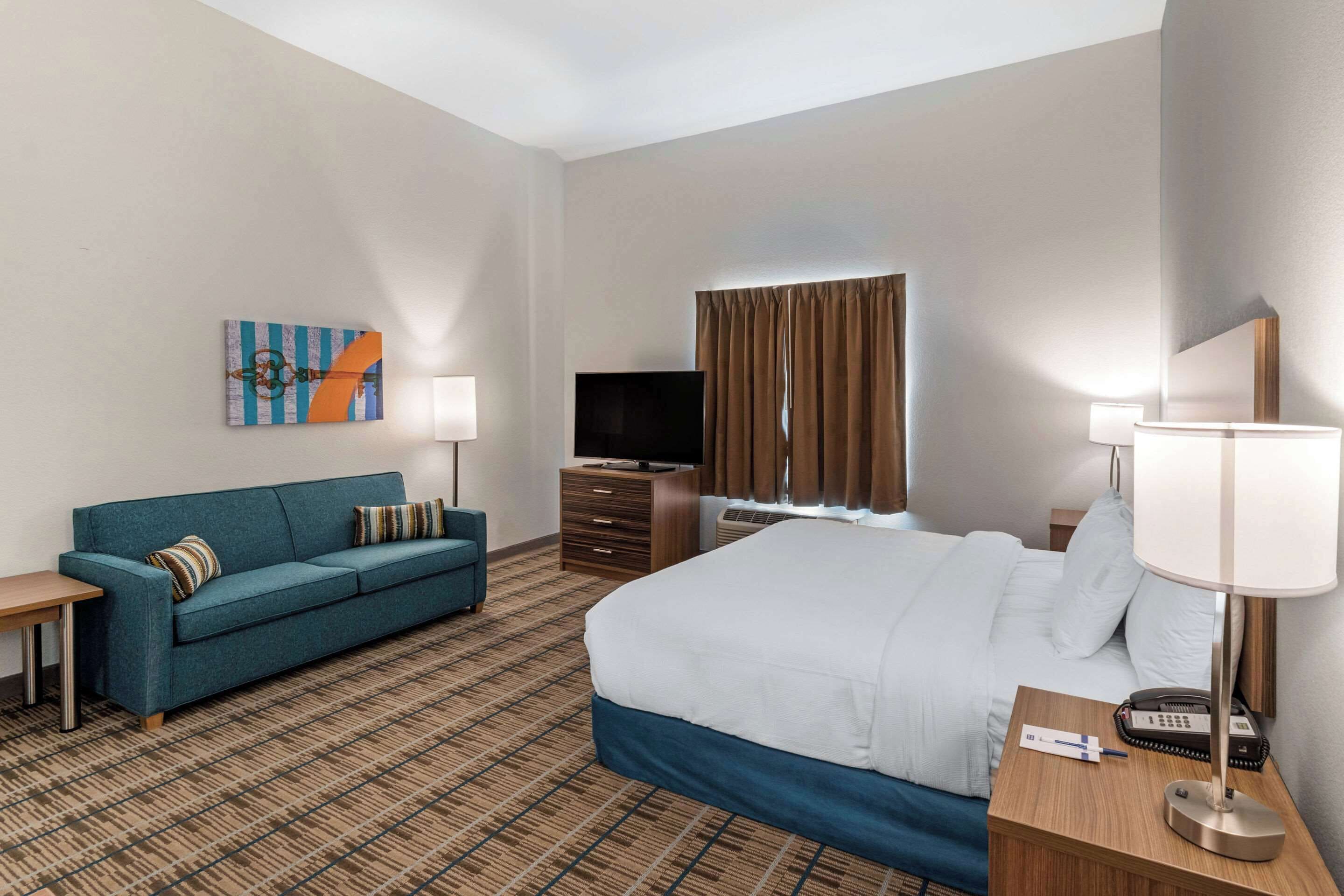 laptop workspace, blackout curtains, iron/ironing board, free wifi